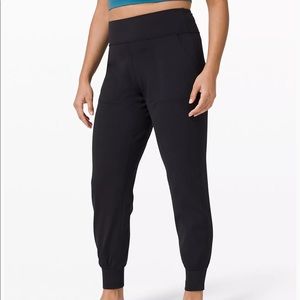Lululemon Align High-Rise Joggers- Size 4- Black